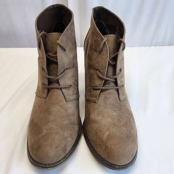 MIA Shawna Womens Ankle Booties Taupe Faux Suede Lace Up Size 9.5 - Picture 6 of 12
